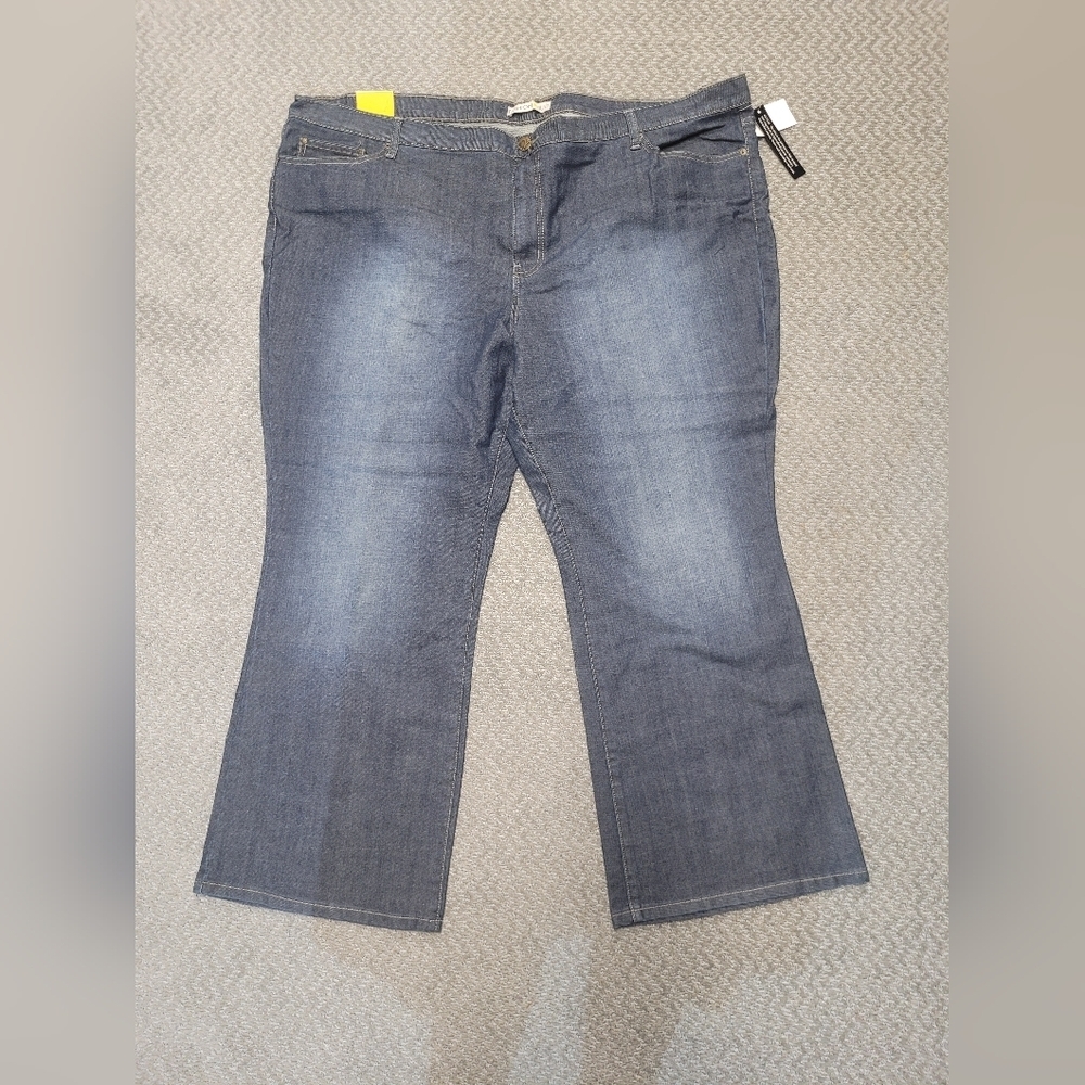 NWT Fashion Bug Jeans Plus 32W Petite Bootcut